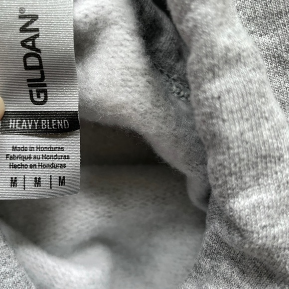 Gildan size medium grey hoodie - Picture 2 of 2
